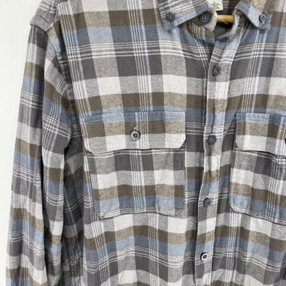 Ocean + Coast Plaid Flannel Men's Shirt Gray/Blue Long Sleeve Button Down - Picture 3 of 6